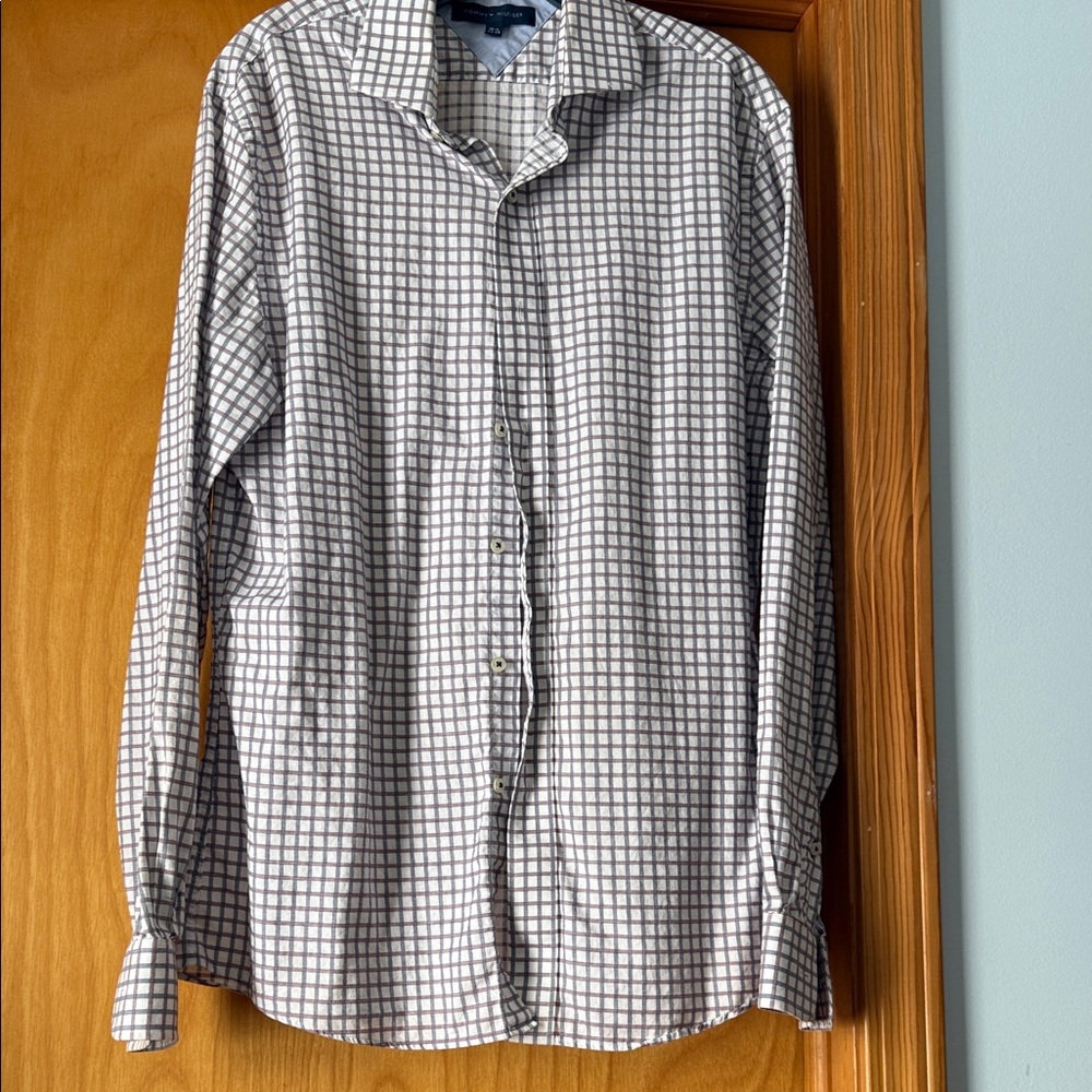 Tommy Hilfiger Men's Black and White Plaid Shirt
